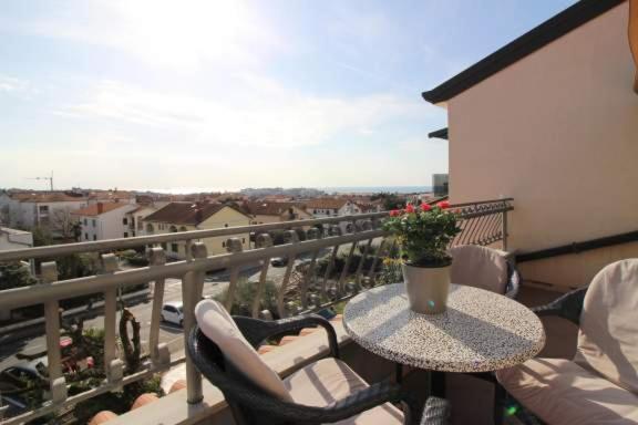 Apartment Maras Пореч Екстериор снимка