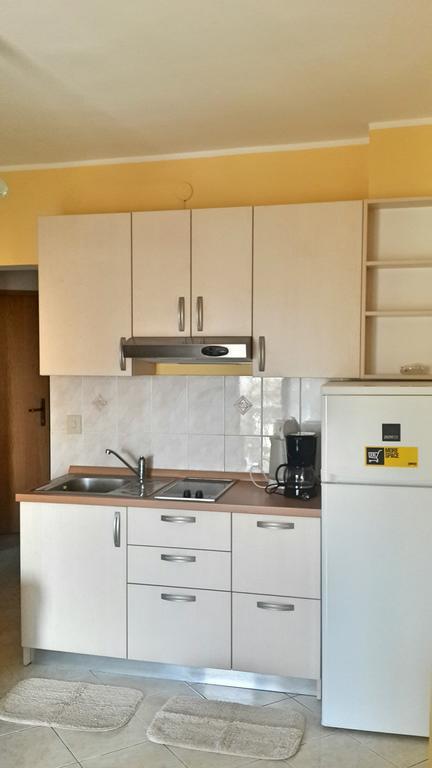 Apartment Maras Пореч Екстериор снимка