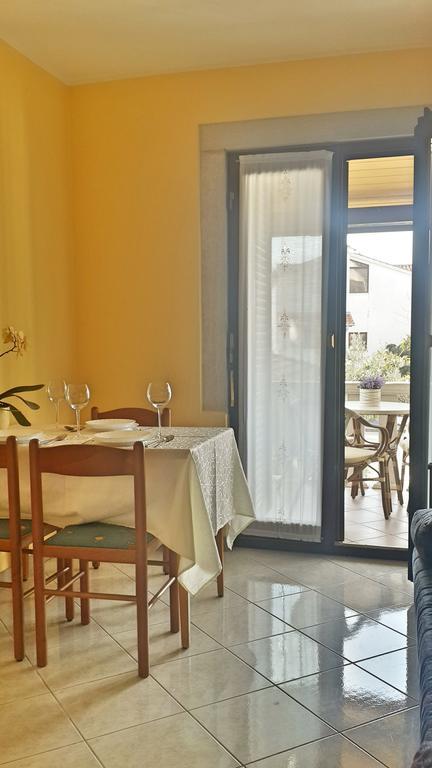 Apartment Maras Пореч Екстериор снимка